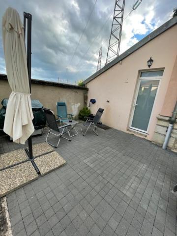 Studio Privee Vesoul -Wifi,Tv,Clim,Parking Gratuit Exterior foto