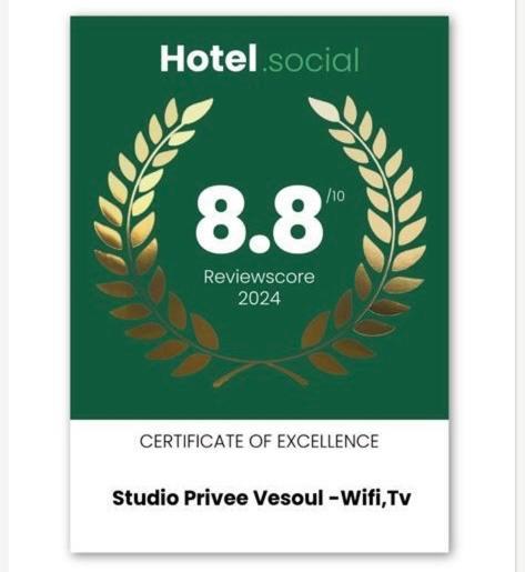Studio Privee Vesoul -Wifi,Tv,Clim,Parking Gratuit Exterior foto